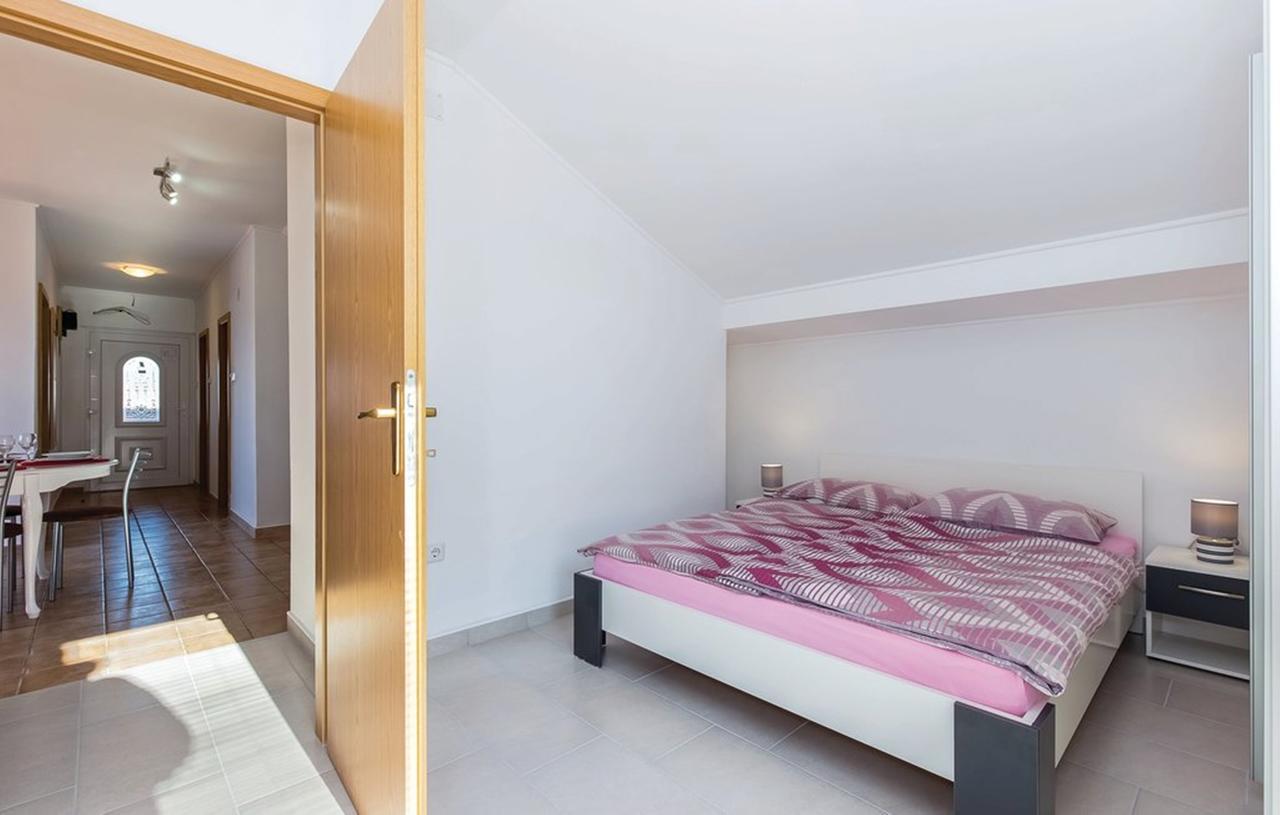 Apartments Antolic Новий Винодольський Екстер'єр фото